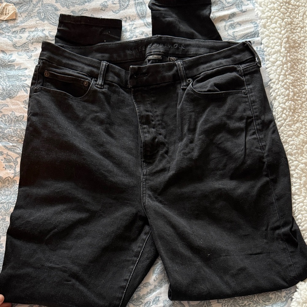 American Eagle Outfitters High-Rise Black Jeans